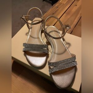 NIB Jewel by Badgley Mischka shoes